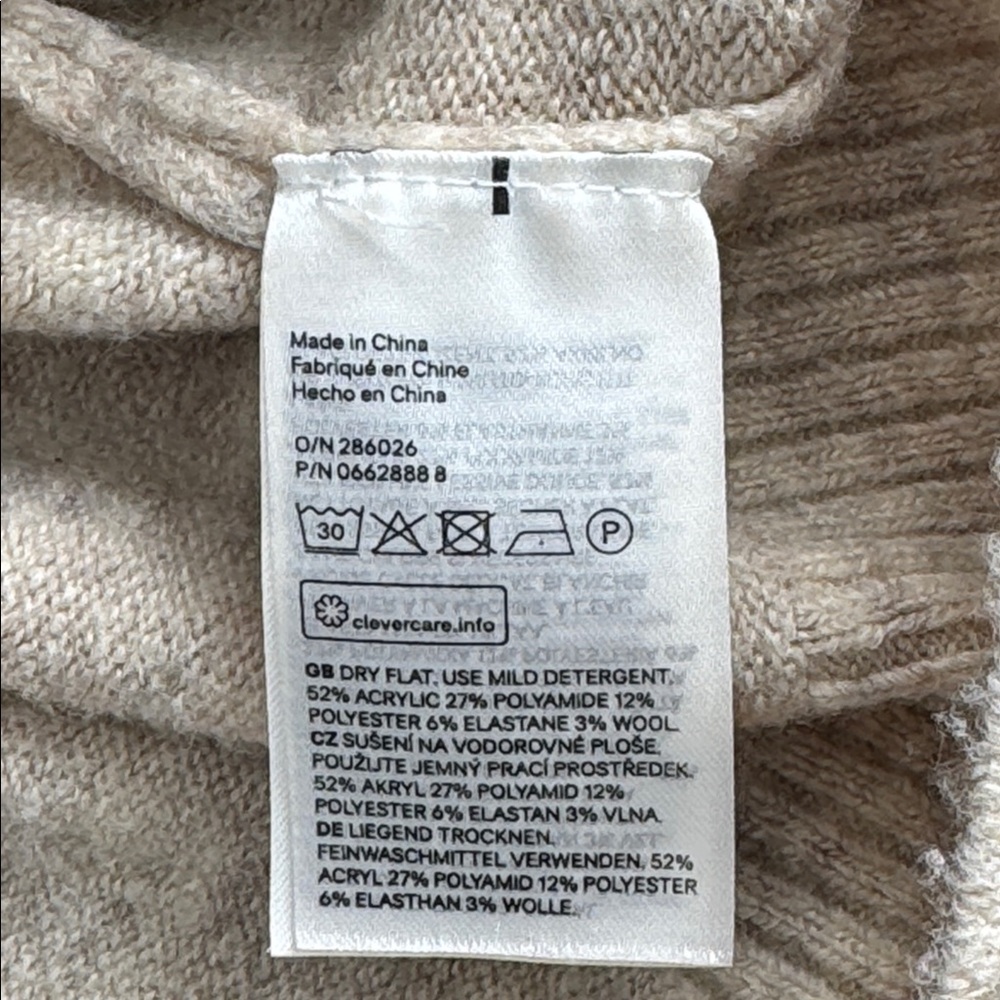 H&M sweater - Picture 5 of 7